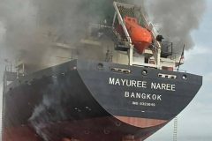 Trump Calls for Naval Coalition as Iran Threatens Hormuz