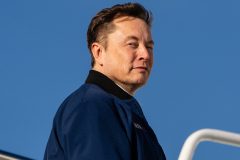 xAI Grok Reset: Musk’s Gamble Backfires Mass Exodus