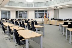 Parliament Truce Ends Eight-Day Opposition Boycott