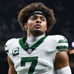 Jets Trade QB Justin Fields to Chiefs for Pick