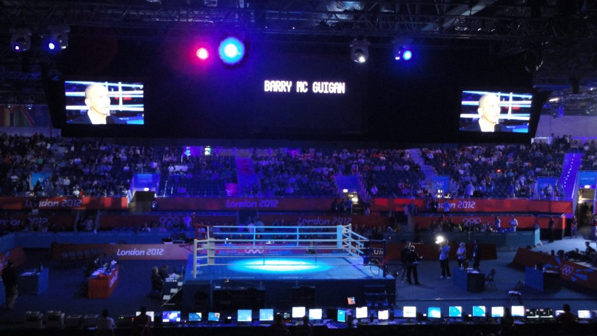 Boxing This Weekend: Dubois Defends His WBO Heavyweight Title Against Fabio Wardley in London and Fundora Fights in Carson
