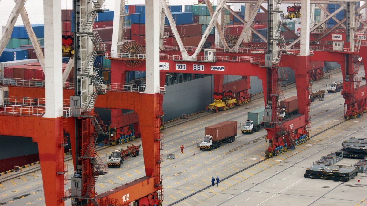 China’s Exports Jump 36.3% in September as Chip Shipments Rise 136%, Pushing the Year’s Trade Surplus to $938 Billion