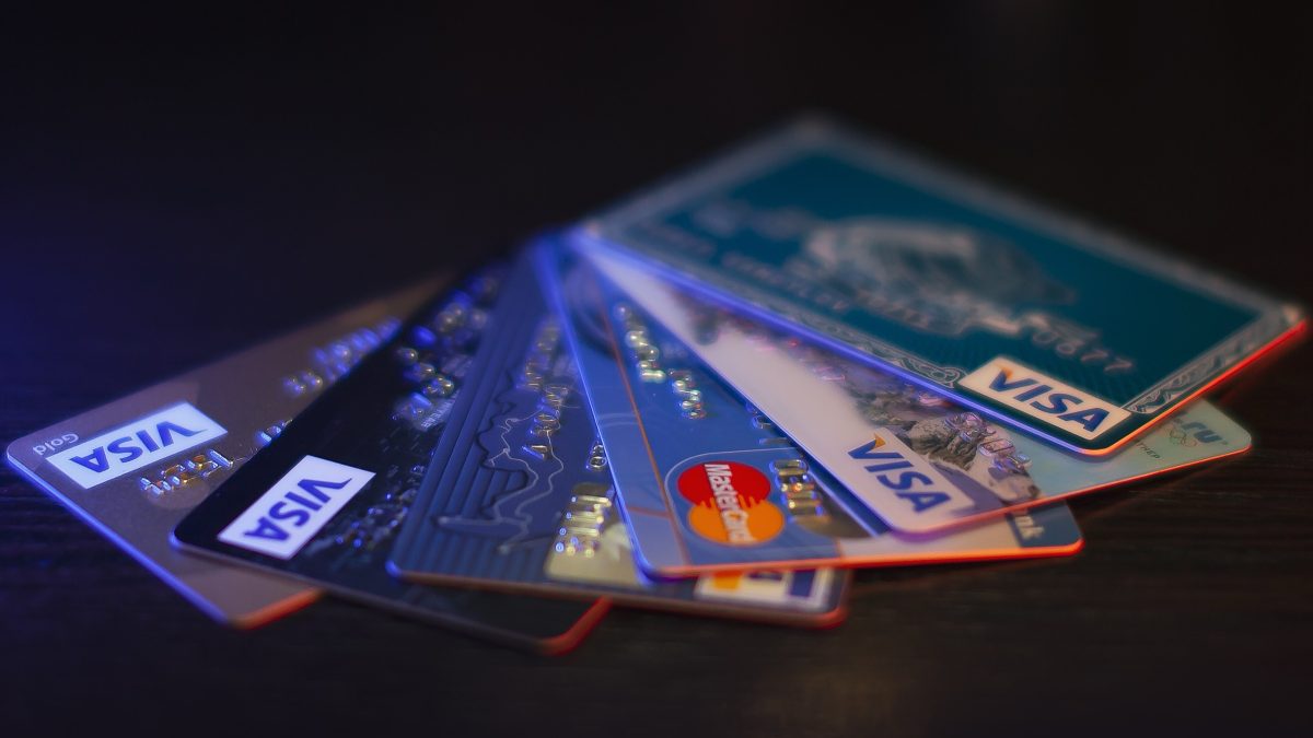 Fed Survey: Nearly One in Five US Families Was Behind on Debt Payments at End of 2025