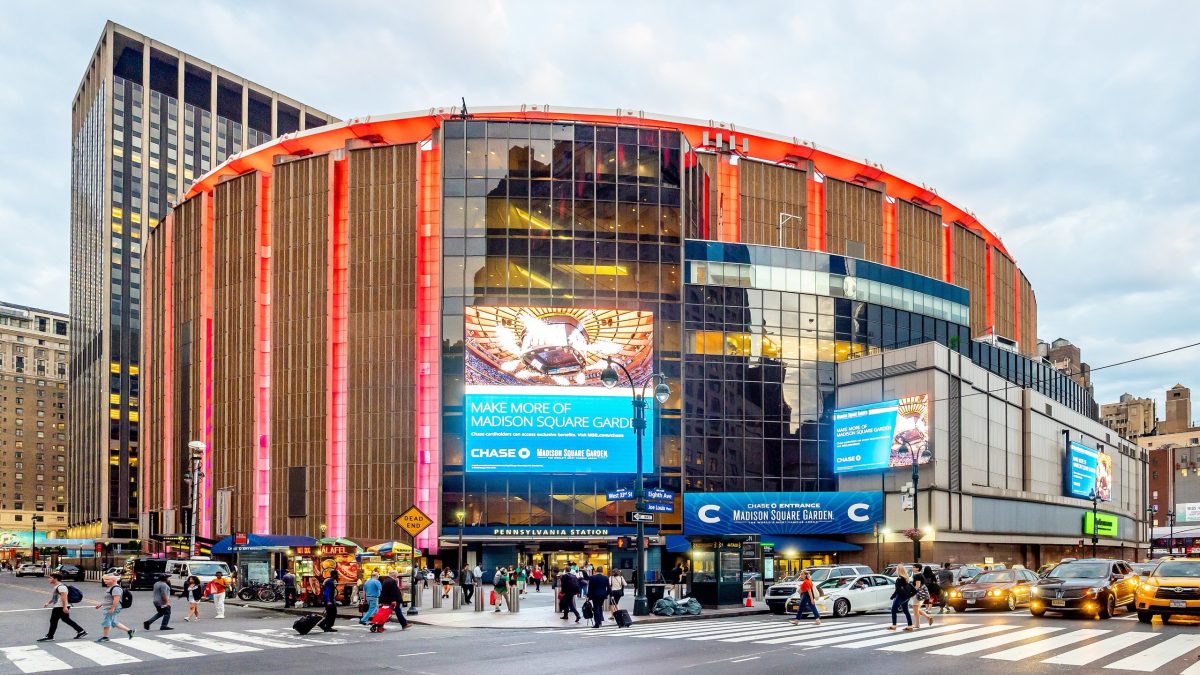 Harry Styles Dedicates a Moment at Madison Square Garden to Man Shot by ICE Agent in the Bronx