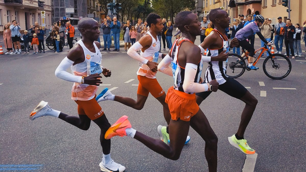 Eliud Kipchoge, 41, Wins Melbourne Marathon in Race-Record Time