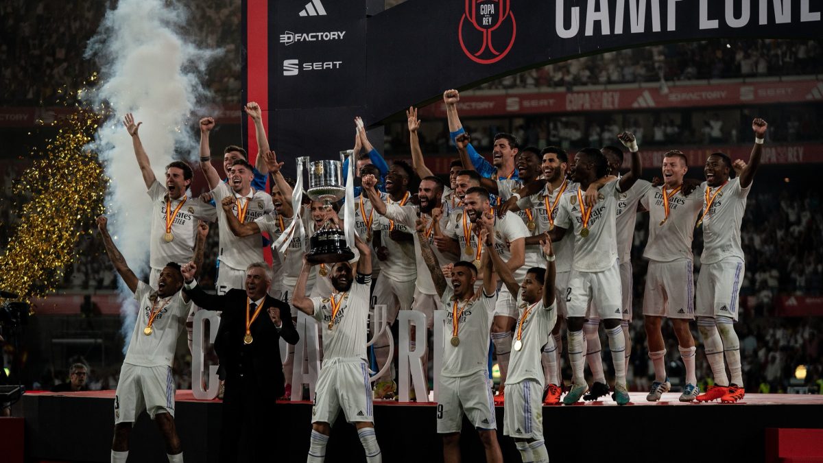 Vinícius Júnior Sent Off for Hair Pull as Real Madrid Beat Villarreal, Clásico Place in Doubt