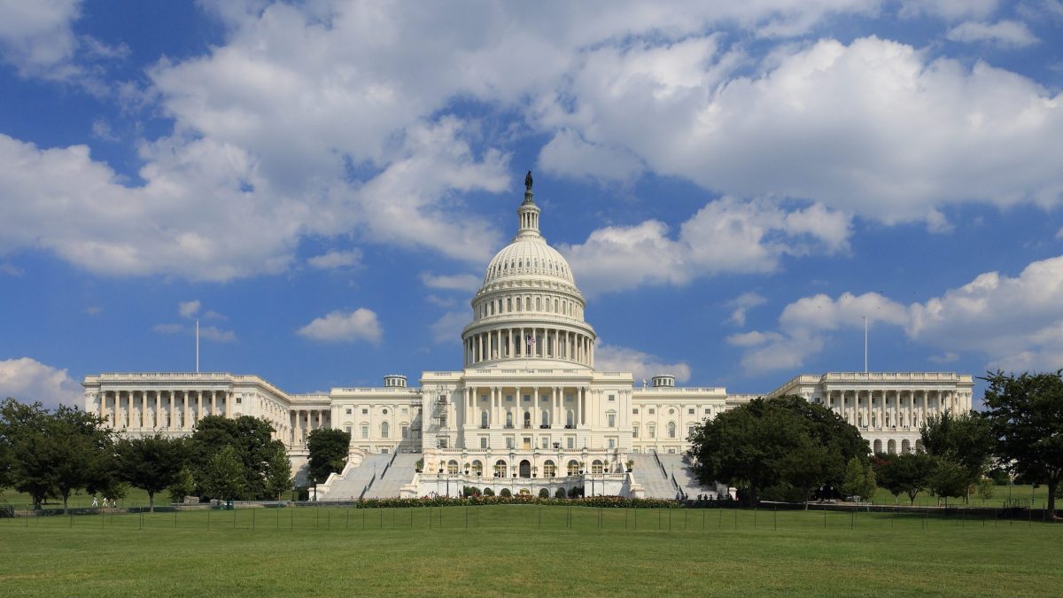 US Midterms on 3 November: What the Forecasts Say About the House, the Senate and the Six Tipping-Point States
