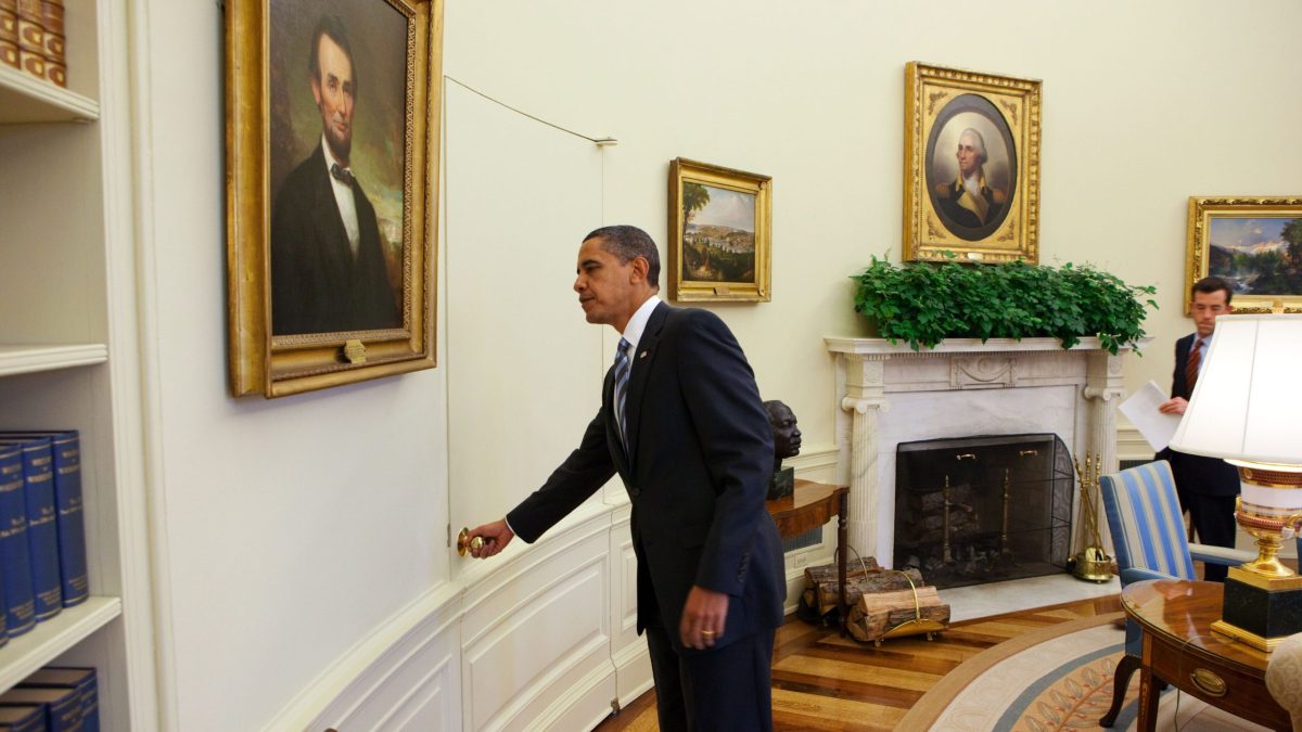 Barack Obama: Biography, Age, Family, Career and Presidency of the 44th US President
