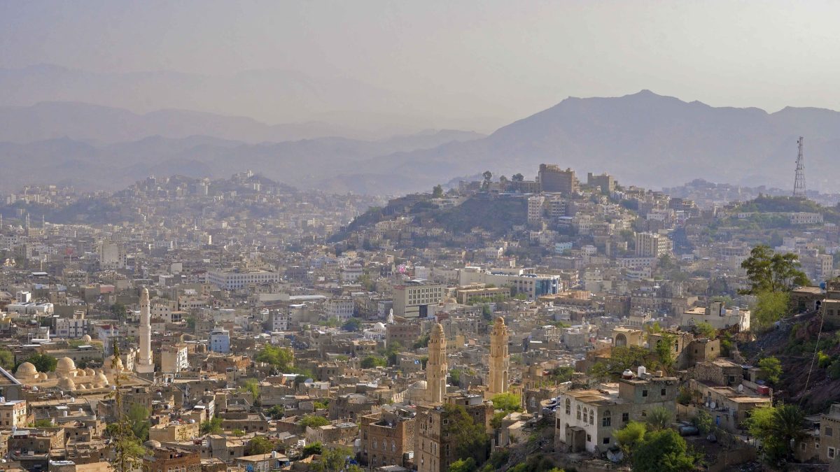 Yemen’s Government Warns of ‘Imminent Catastrophe’ in Besieged Taiz as Hospitals Run Low on Fuel and Medicine